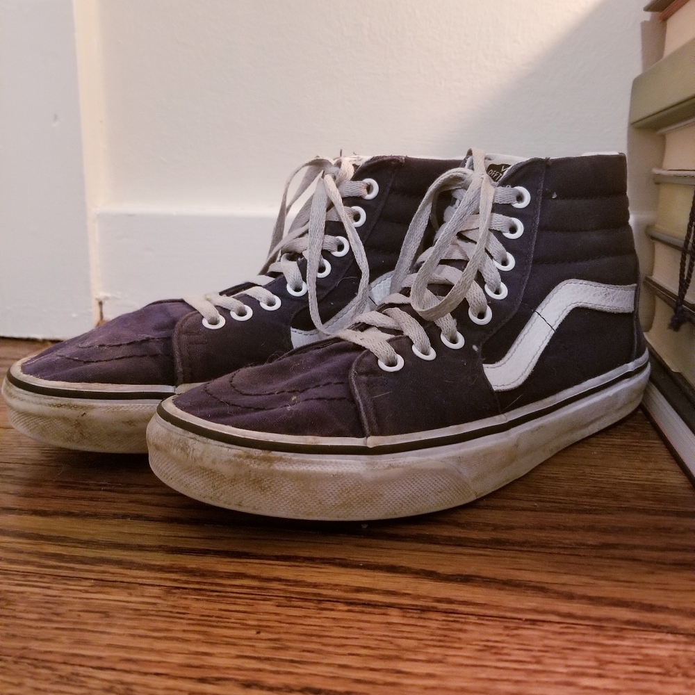 ~| Very worn in Navy Blue Vans |~